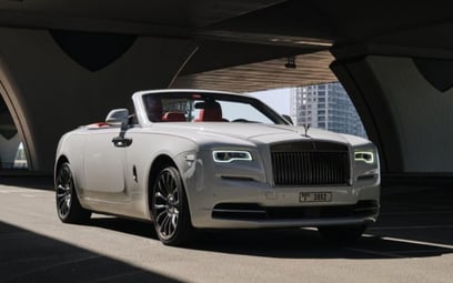 إيجار Rolls Royce Dawn Black Badge (أبيض), 2019 في دبي
