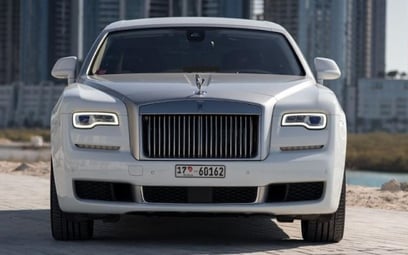 White Rolls Royce Ghost 2019 for rent in Dubai