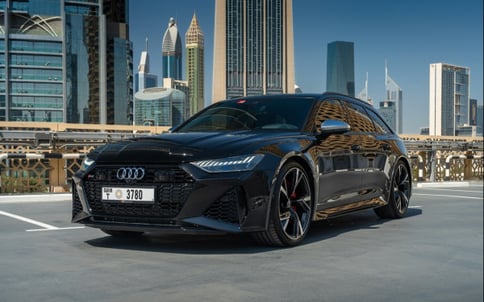 أسود Audi RS6, 2021 للإيجار في دبي