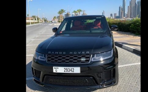 Noir Range Rover Sport, 2020 à louer à Dubaï