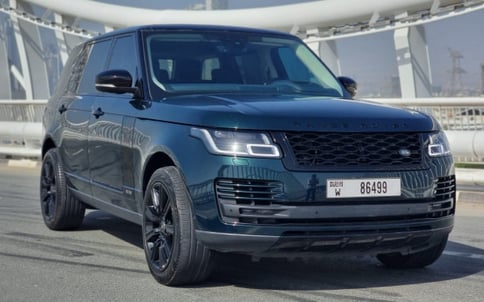 Green Range Rover Vogue L, 2020 for rent in Dubai