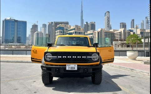 الأصفر Ford Bronco Wildtrak 2021, 2021 للإيجار في دبي