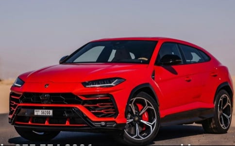 红色 Lamborghini Urus, 2020 迪拜汽车租凭
