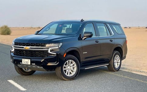 أسود Chevrolet Tahoe, 2021 للإيجار في دبي