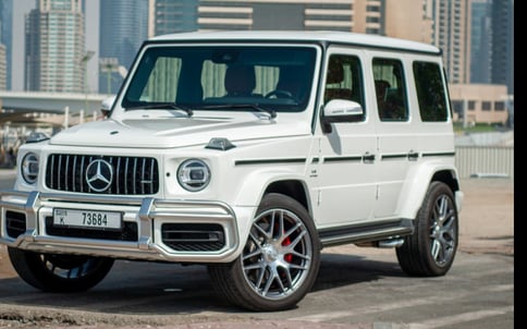 Weiß Mercedes G63, 2021 für Miete in Dubai