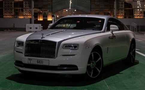 White Rolls Royce Wraith, 2018 for rent in Dubai