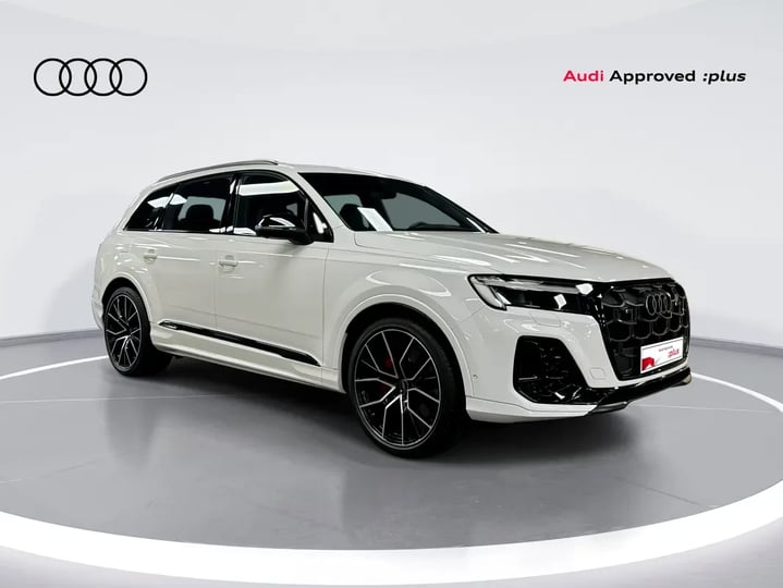 Audi Q7 (Blanc)