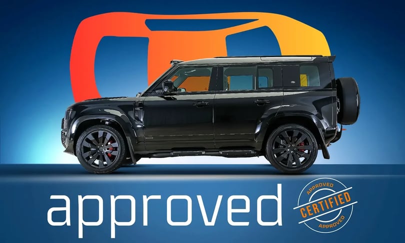 Land Rover Defender (Nero)