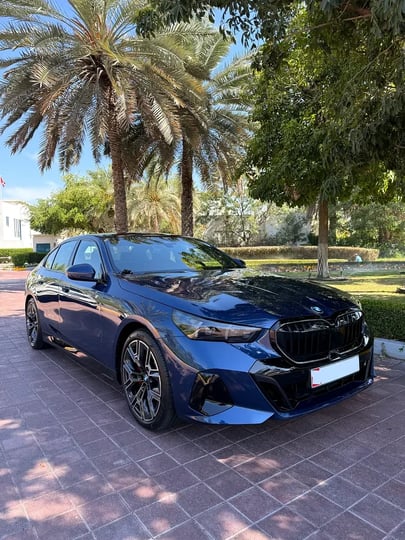 BMW 5 Series (Blue)