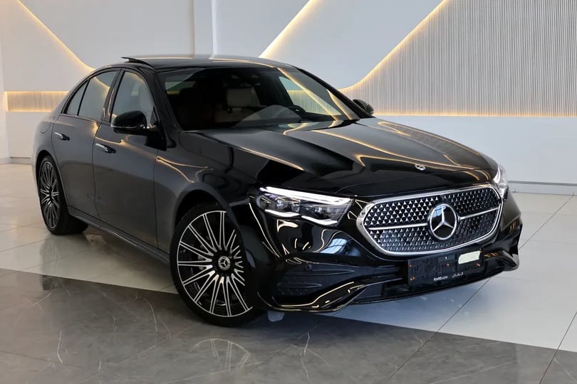 Mercedes E Serisi (Siyah)