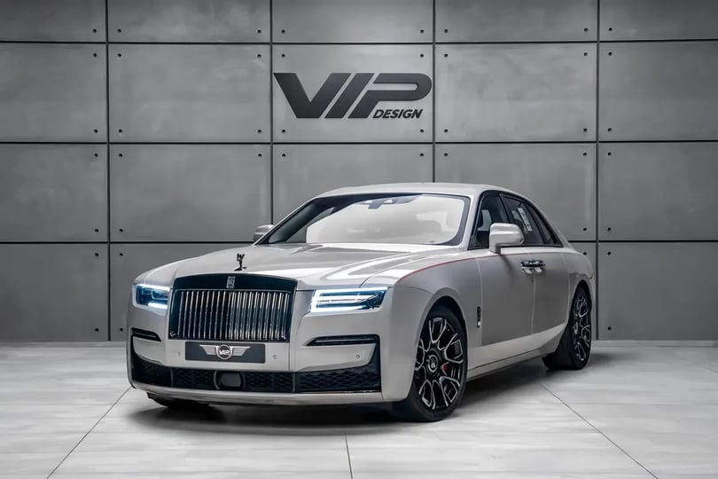 Rolls Royce Ghost (Grey)