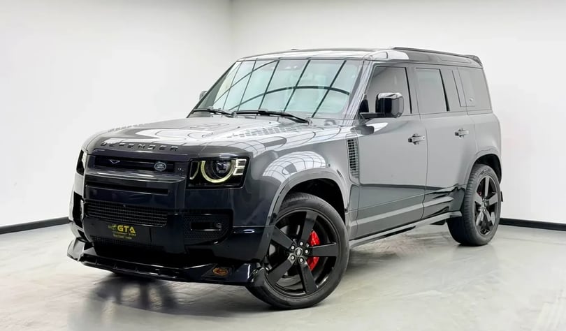 Land Rover Defender (Grey)