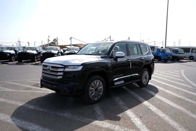 İşe alım Toyota Land Cruiser VXR Dubai'de