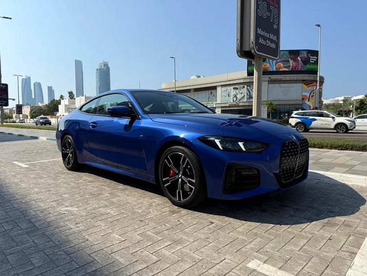 BMW 4 Series (Azul)