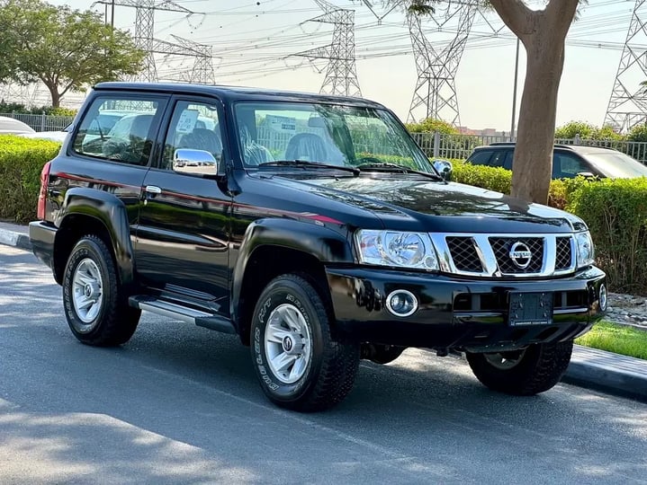 Nissan Patrol (Zwart)