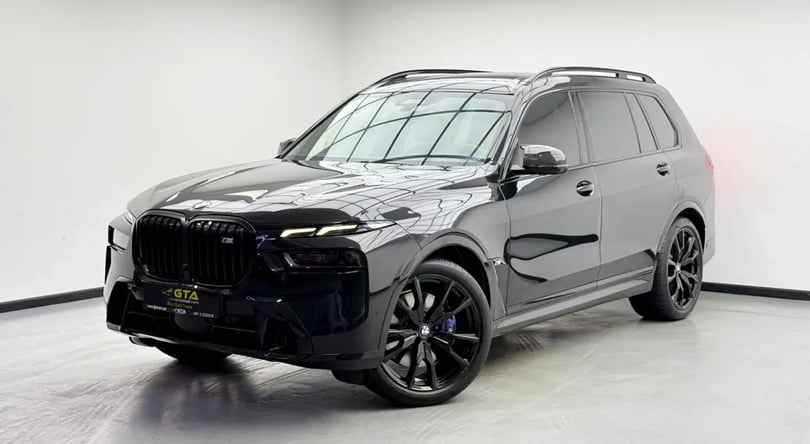 BMW X7 (Schwarz)