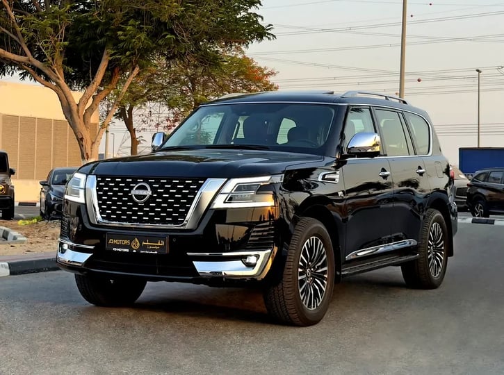 Nissan Patrol (Noir)