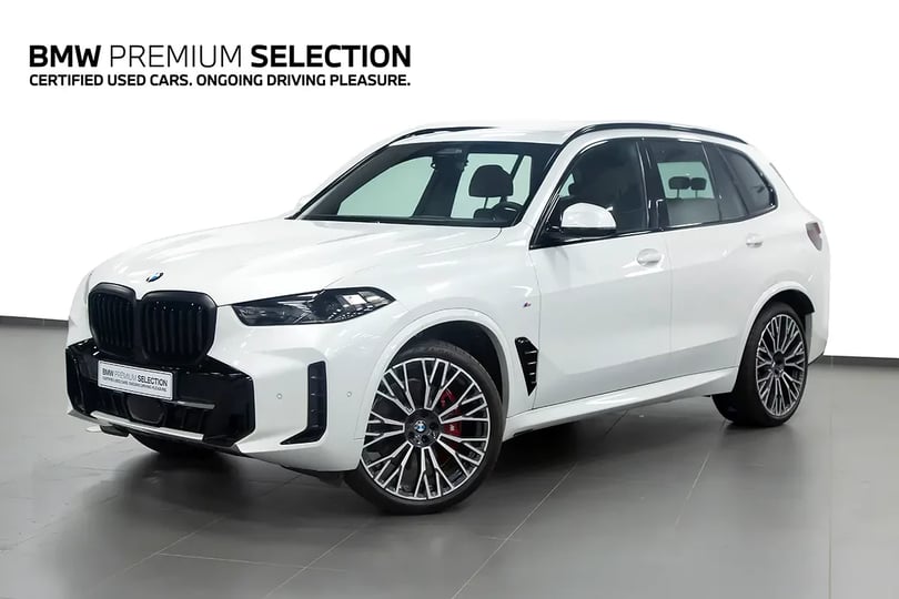BMW X5 (White)
