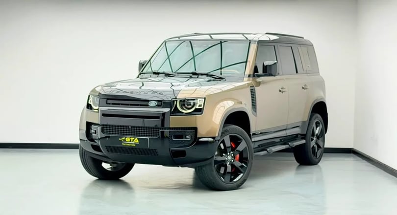 Land Rover Defender (Brown)