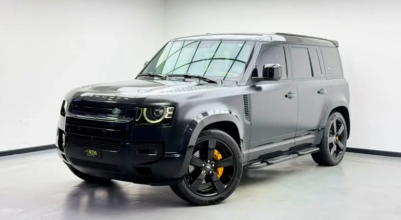 Land Rover Defender (Black)