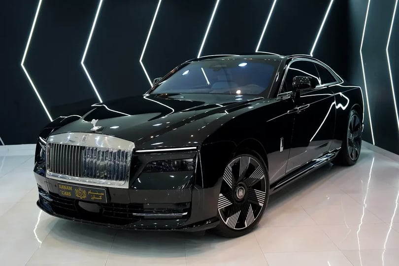 Rolls Royce Spectre (Black)