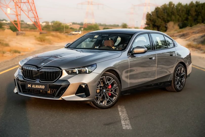 BMW 5 Series (Grigio)