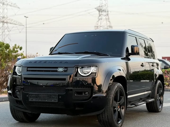 Land Rover Defender (Nero)