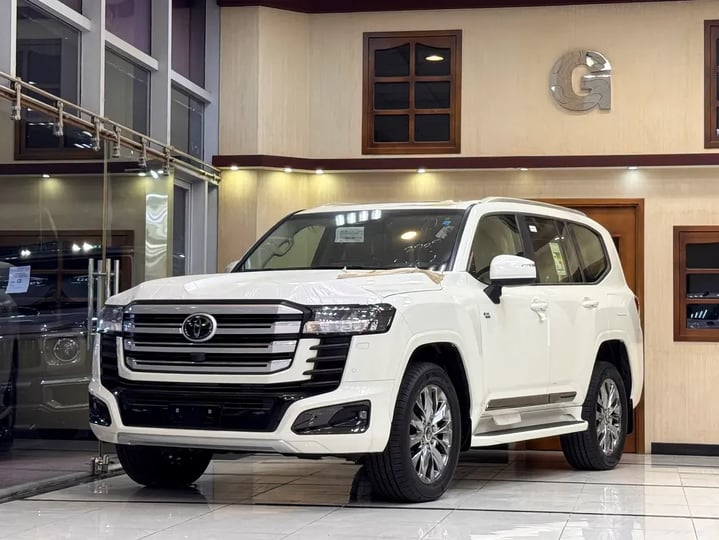 Toyota Land Cruiser (Bianca)