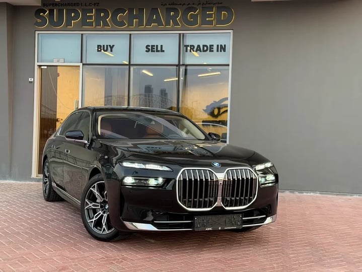 BMW 7 Series (Nero)