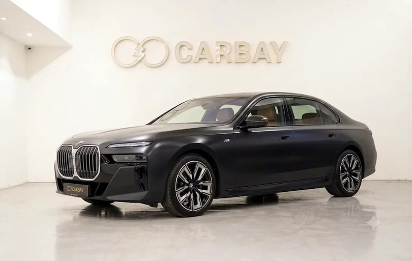 BMW 7 Series (Nero)