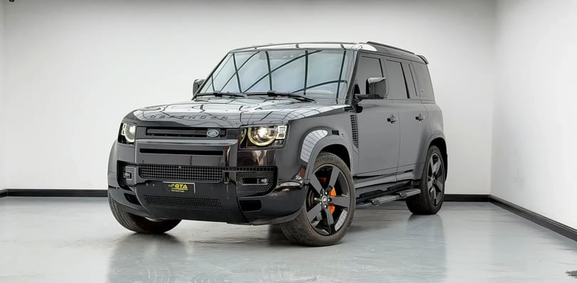 Land Rover Defender (Siyah)