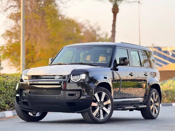 Land Rover Defender (Siyah)
