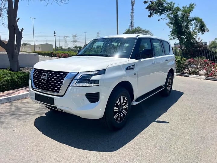 Nissan Patrol (Beyaz)