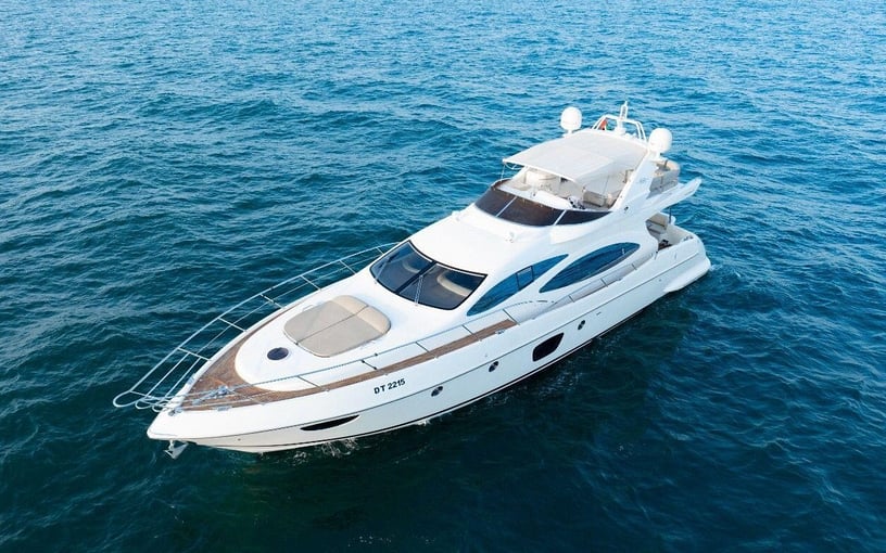 Motorboot Azimut Alise 68 ft in Dubai Harbour te huur in Dubai