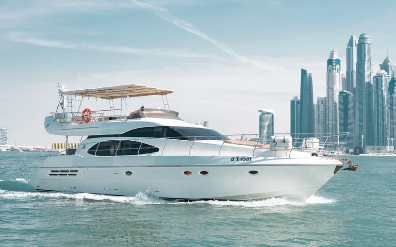 Azimut Etosha 58 Fuß Motorboot in Dubai Marina  zur Miete in Dubai