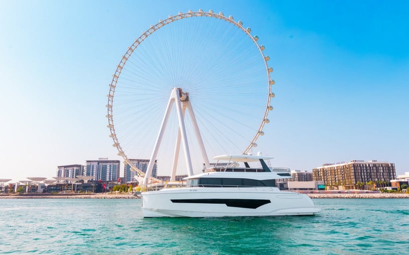 Motorboot Sky Walker Gala 62 ft in Dubai Harbour te huur in Dubai