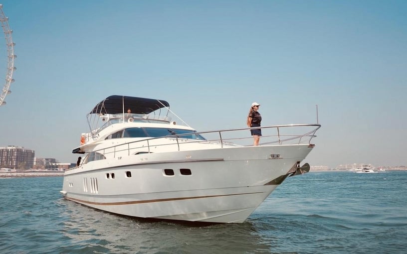 Motorboot Fairline Liberty 80 ft in Dubai Harbour te huur in Dubai