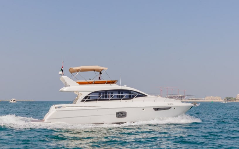 Motorboot Sky Walker Kio 52 ft in Dubai Harbour te huur in Dubai