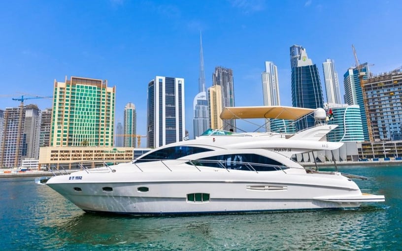 Motorboot Majesty 66 ft in Dubai Marina te huur in Dubai