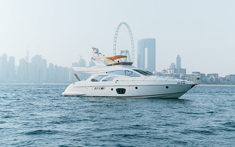 Motorboot Azimut My Choice 55 ft in Dubai Harbour te huur in Dubai