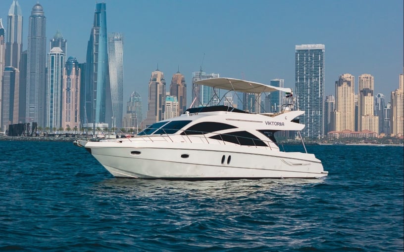 Oryx Viktoriia 46 Fuß Motorboot in Dubai Harbour  zur Miete in Dubai