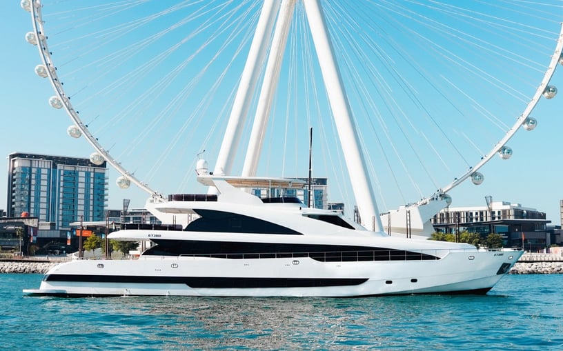 Stardom A1 140 ft Power boat in Dubai Harbour for rent in Dubai