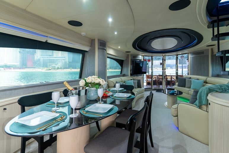 Azimut Anna with Jacuzzi 85 ft (26m) Power boat in Dubai Harbour for rent in Dubai 6