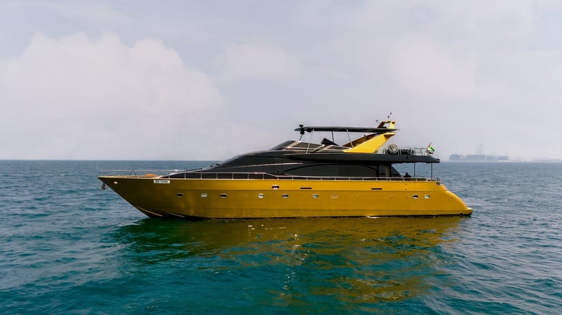 Azimut Anna with Jacuzzi 85 ft (26m) Power boat in Dubai Harbour for rent in Dubai 3