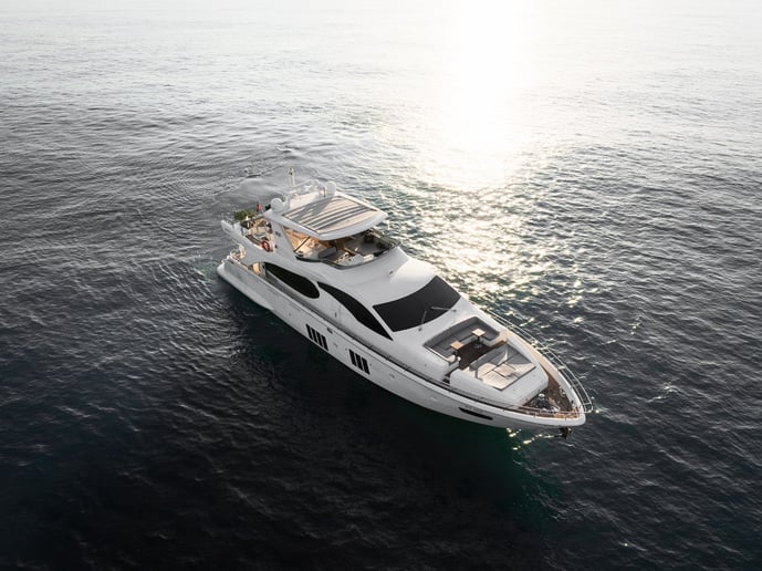 Azimut Satisfaction 88 ft (27m) Power boat in Dubai Harbour for rent in Dubai 2