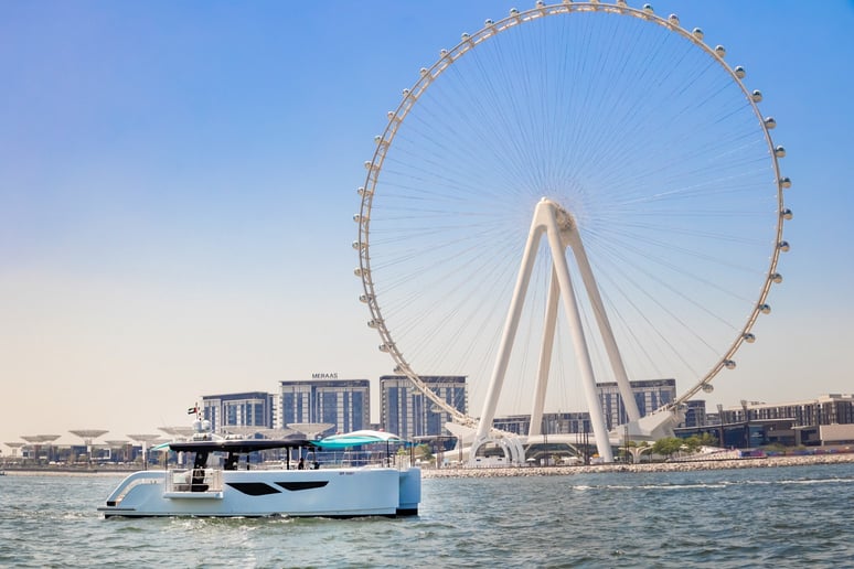 在迪拜 租 Catamaran Ozone 55 英尺 (17m) 双体船 在迪拜港 5