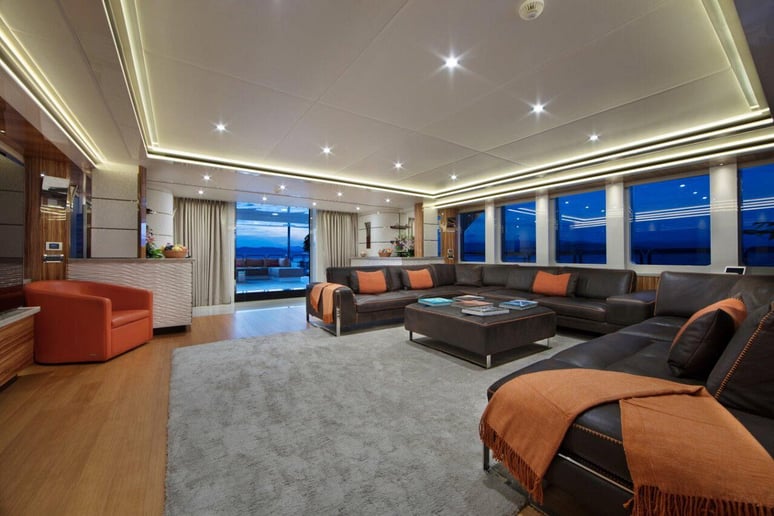 在迪拜 租 Benetti Code 8 164 英尺 (50m) 动力船 在迪拜港 5