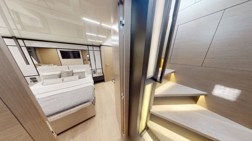 Ferretti 78 ft (24m) Power boat in Dubai Harbour for rent in Dubai 10