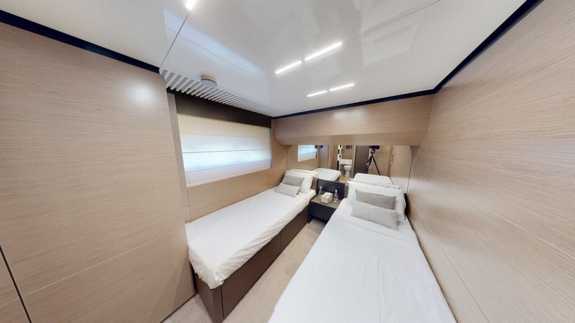Ferretti 78 ft (24m) Power boat in Dubai Harbour for rent in Dubai 12