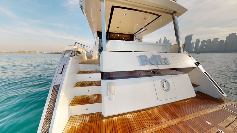 Galeon 78 Fu&szlig; (24m) Motorboot in Dubai Harbour  zur Miete in Dubai 9